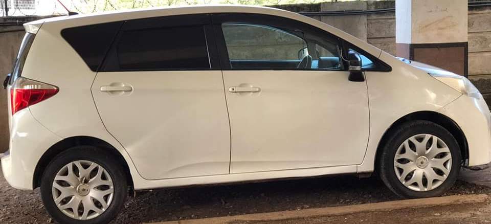Toyota Ractis1